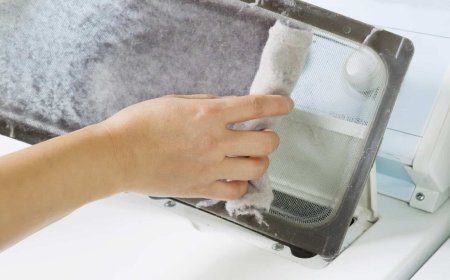 How Brooklyn Residents Keep Dryers Efficient With Lint Trap Cleaning