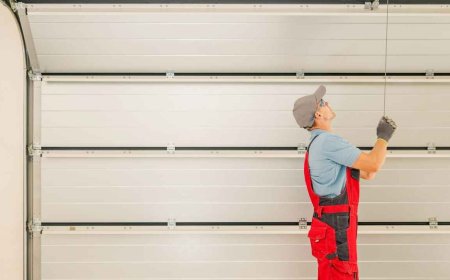 Why Fast Commercial Garage Door Repair Is a Lifesaver in Azusa
