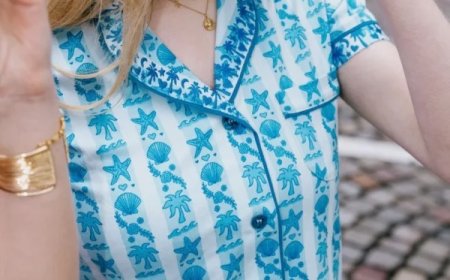 Your Guide to the Pink Palm Puff Trend