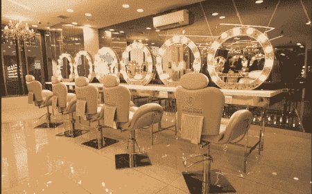 Career Paths After Graduating from a Makeup Academy