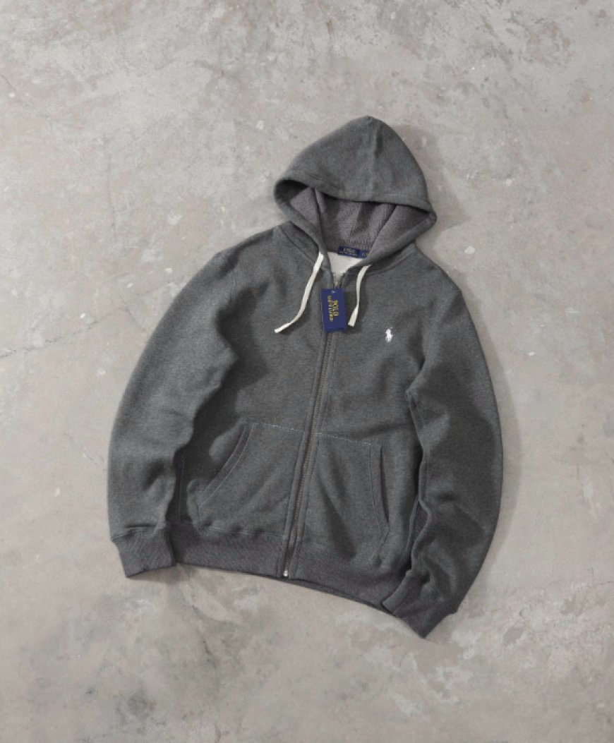 How to Transition Your Hoodie from Day to Night