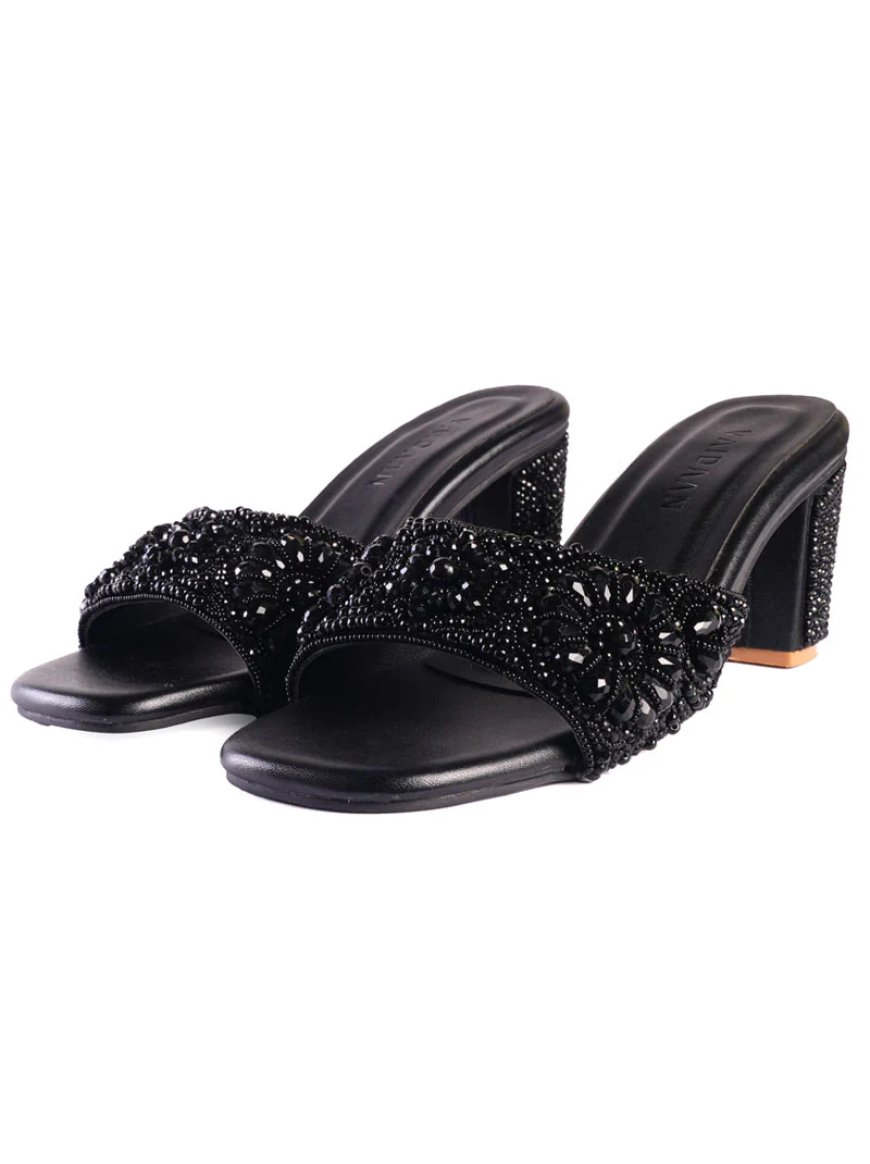 Exploring the Best Footwear Options for Women